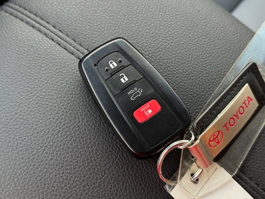 Used 2025 Toyota RAV4 XLE Premium w/ Weather Package AWD/4WD image 42