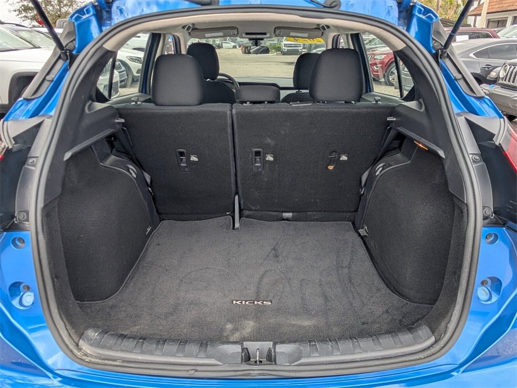 Used 2024 Nissan Kicks S image 14