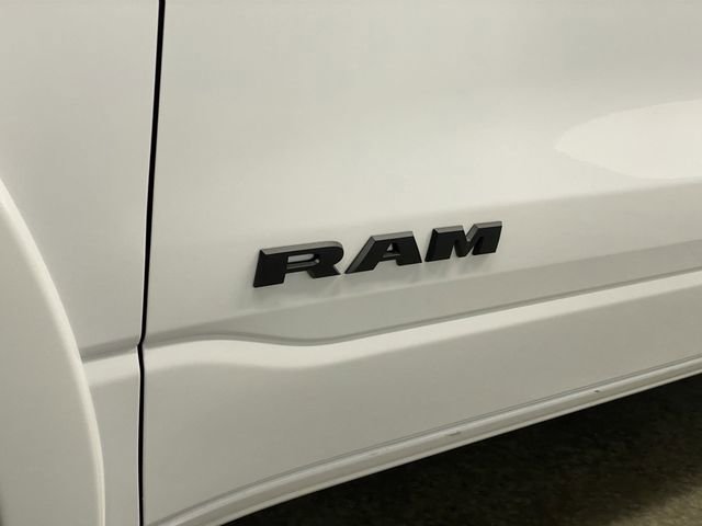New 2026 RAM 1500 4x4 Crew Cab image 41
