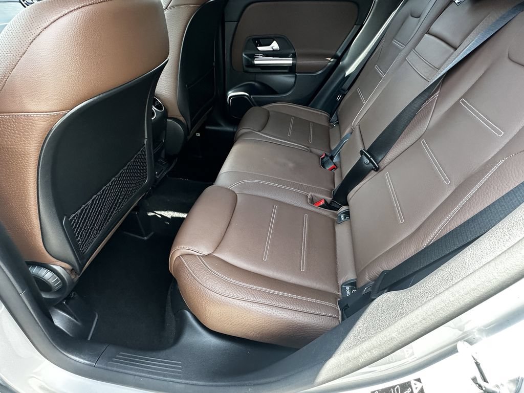 Certified 2022 Mercedes-Benz GLA 250 image 24