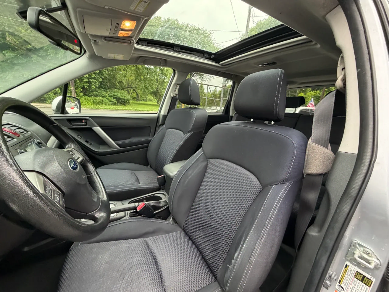 Used 2015 Subaru Forester 2.5i Premium w/ Popular Package #1 AWD/4WD image 18