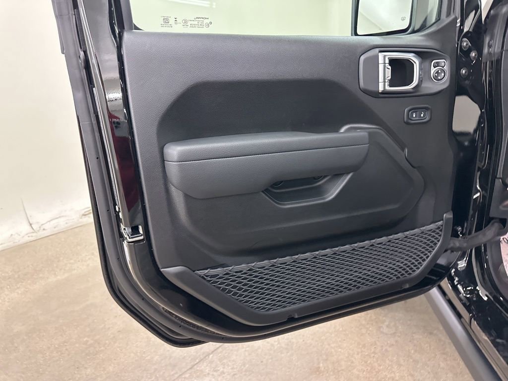 New 2026 Jeep Wrangler Sport AWD/4WD image 21