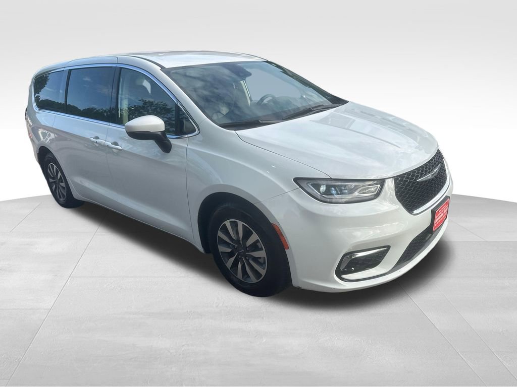 Used 2022 Chrysler Pacifica Touring-L FWD image 30