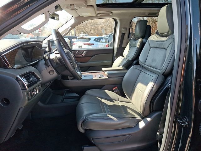 Used 2022 Lincoln Navigator L Black Label image 17