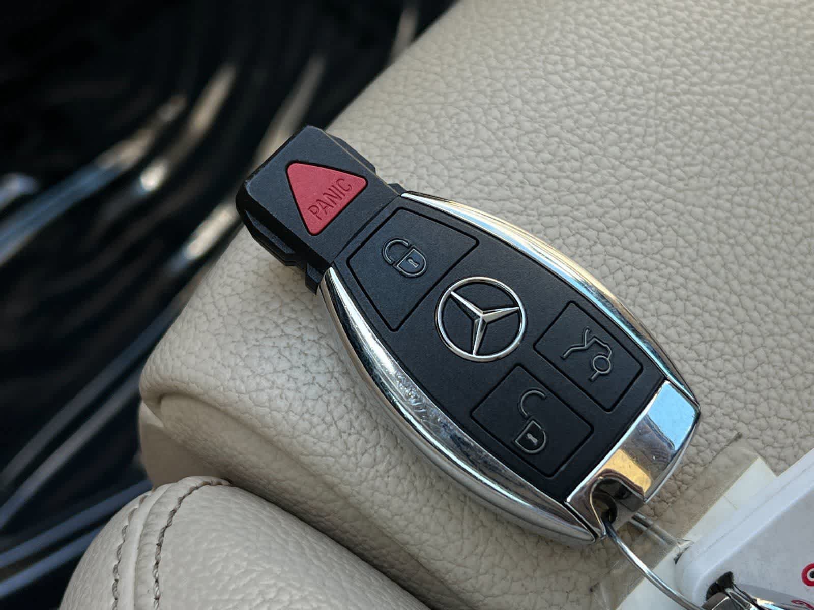 Used 2016 Mercedes-Benz GLA 250 4MATIC image 30