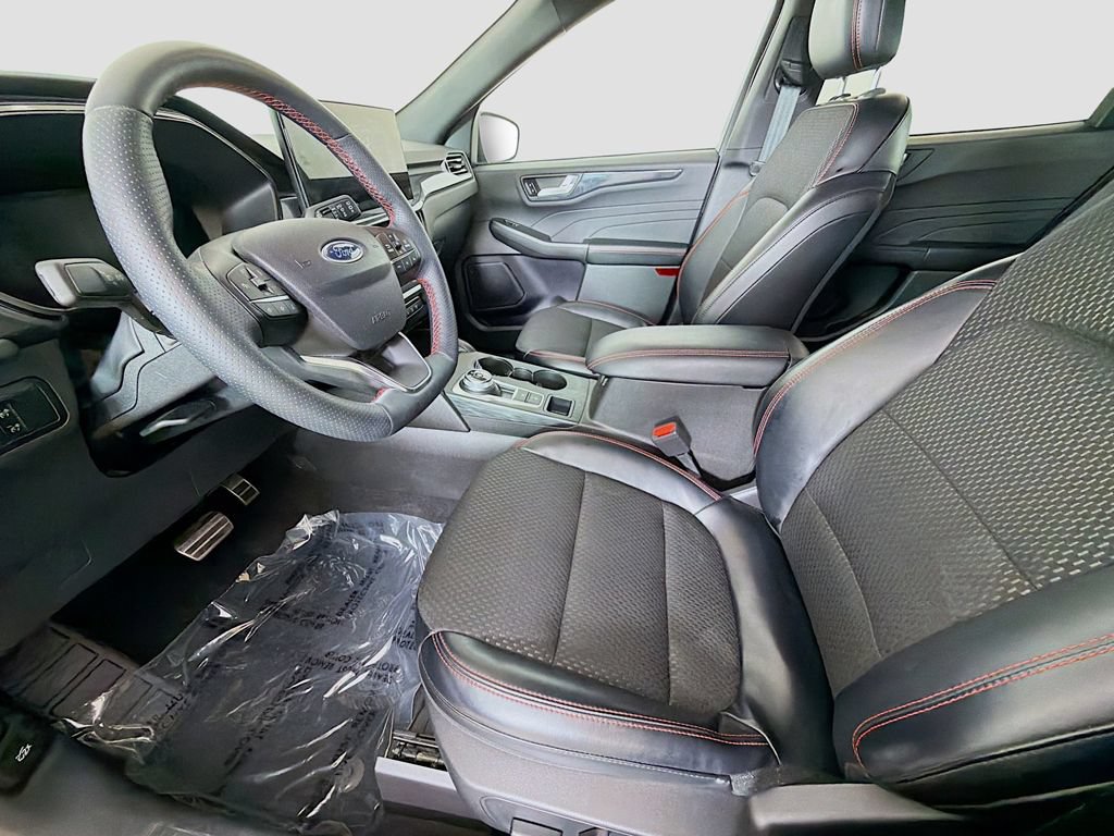 Used 2024 Ford Escape ST-Line w/ Tech Pack #1 AWD/4WD image 22