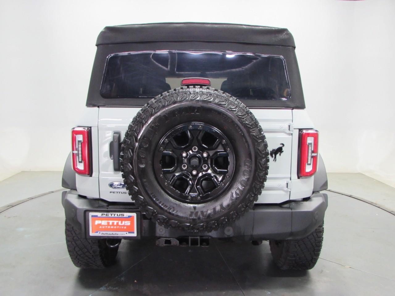 Used 2023 Ford Bronco Wildtrak AWD/4WD image 6