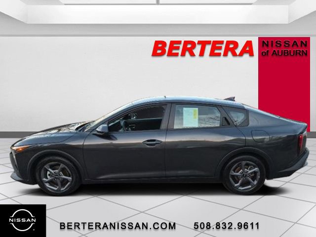 Used 2025 Kia K4 LXS image 1