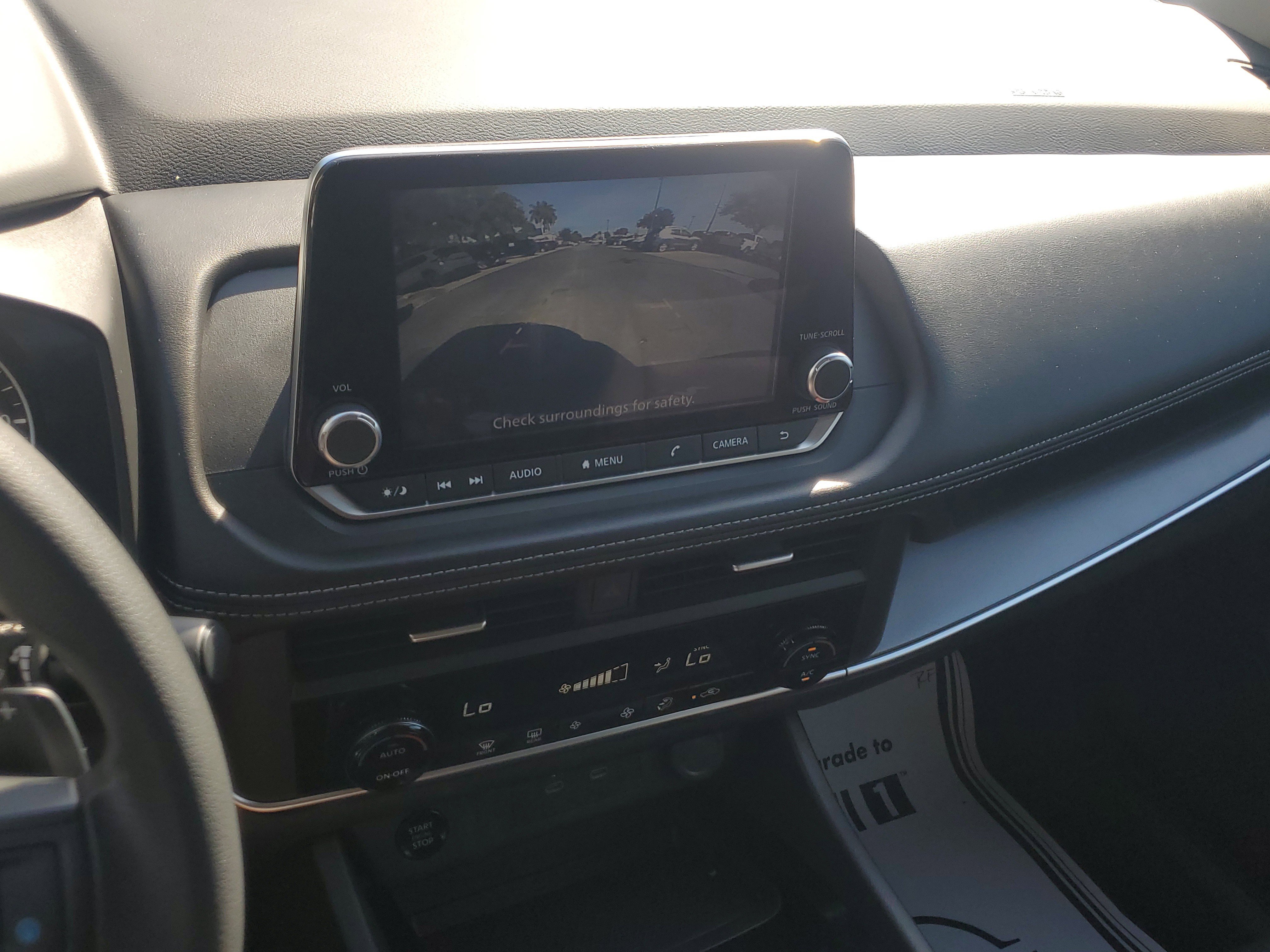 Certified 2024 Nissan Rogue SV image 25