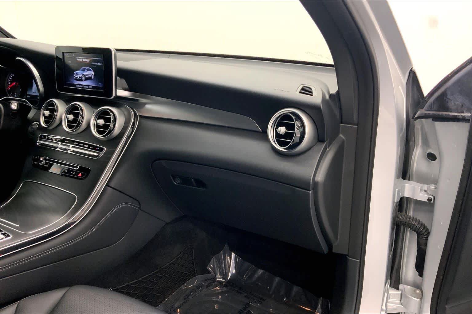 Used 2018 Mercedes-Benz GLC 300 image 27