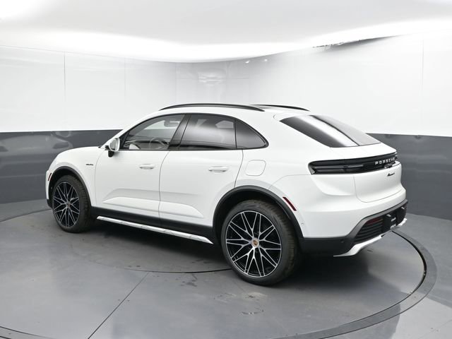 New 2024 Porsche Macan 4 Electric image 3