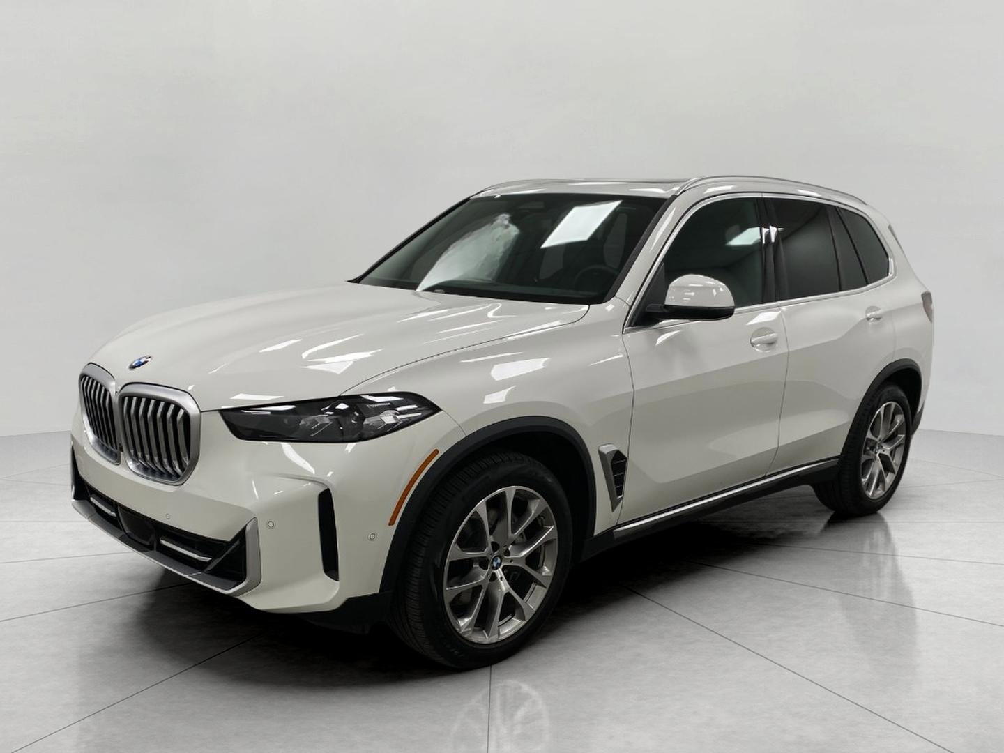 Certified 2024 BMW X5 xDrive40i image 11