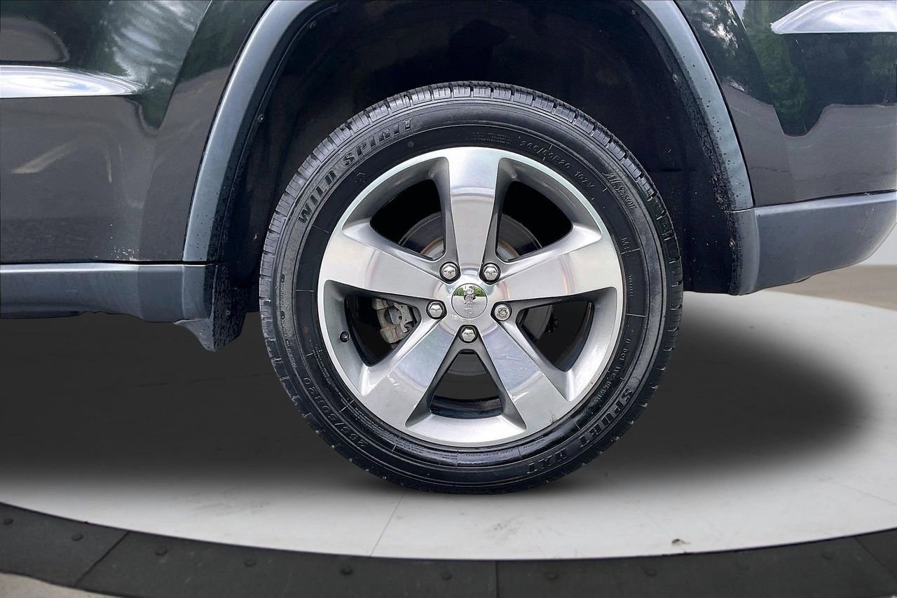 Used 2014 Jeep Grand Cherokee Limited AWD/4WD image 36