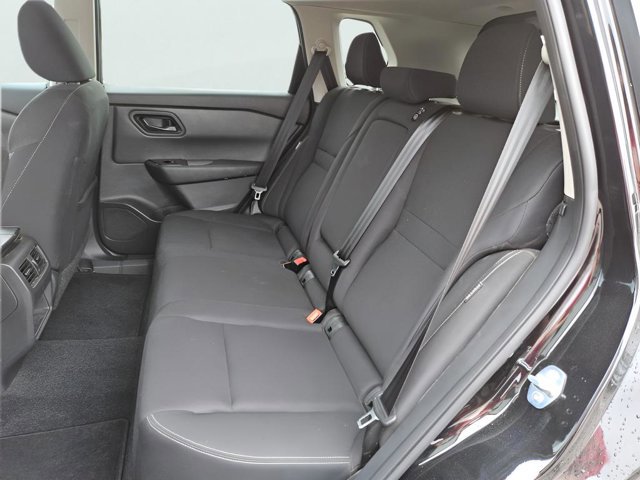 Certified 2024 Nissan Rogue S FWD image 26