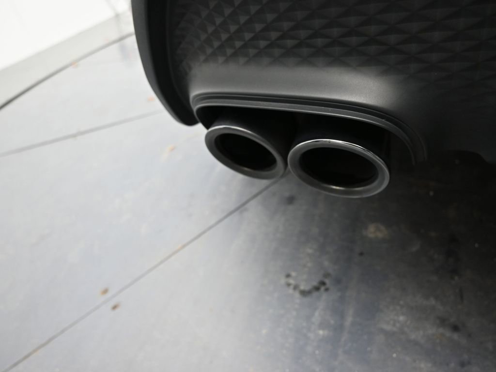 Used 2024 Porsche Macan Turbo image 49