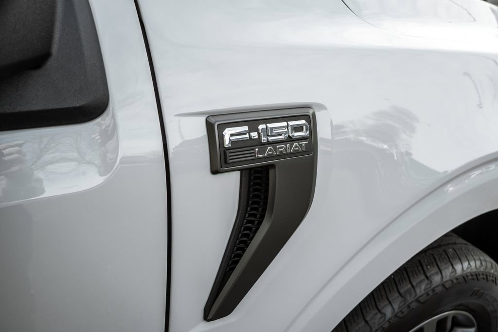 Used 2023 Ford F150 Lariat w/ Equipment Group 502A High AWD/4WD image 4