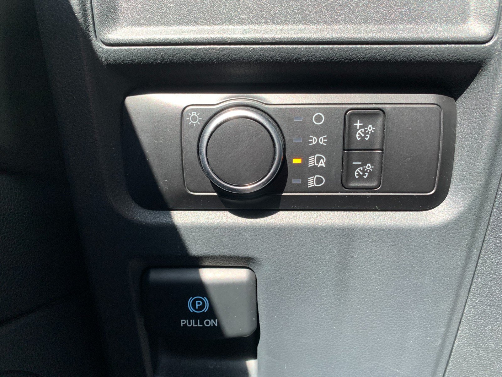 Used 2023 Ford Expedition XLT AWD/4WD image 15