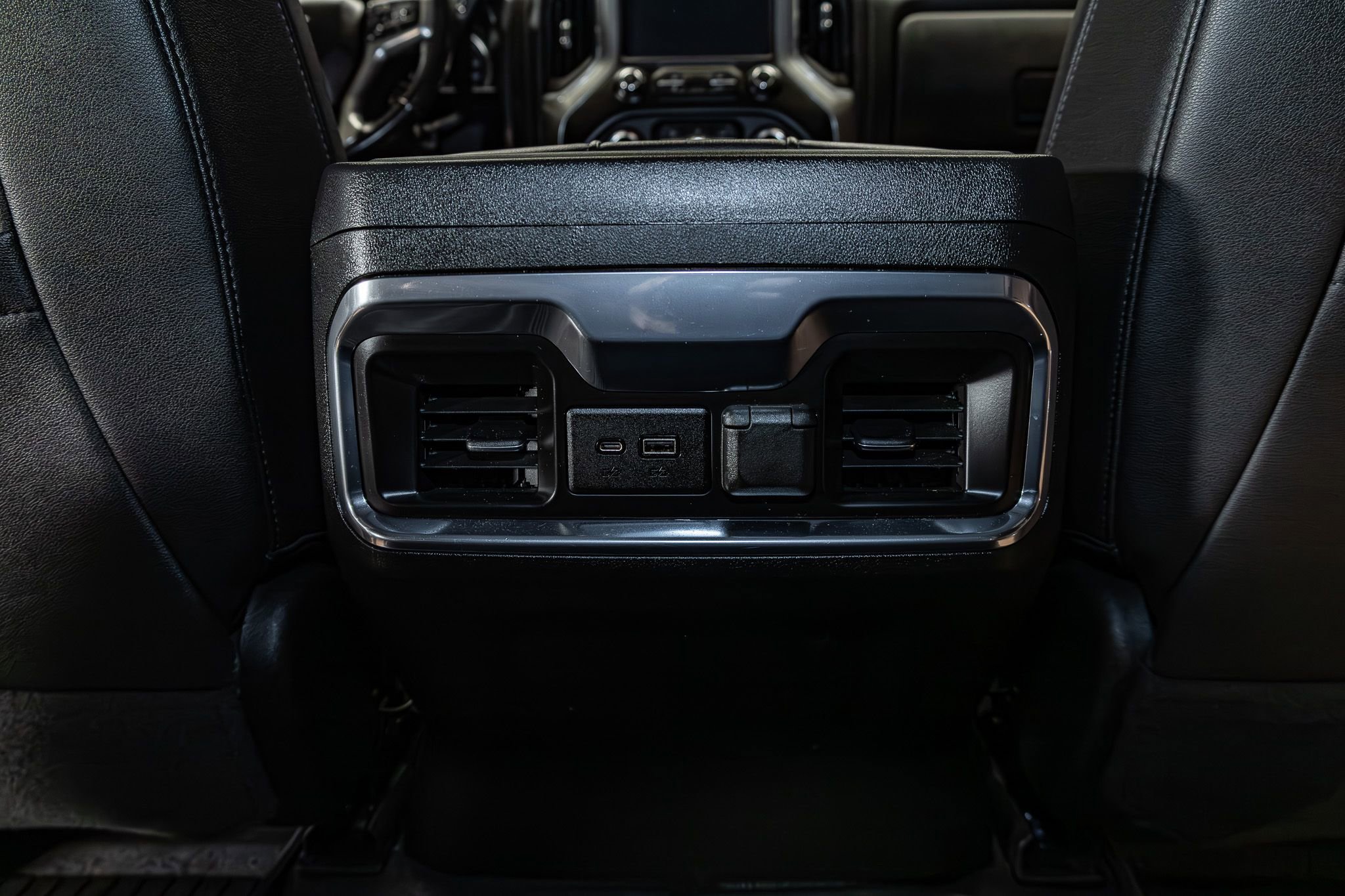 Used 2022 Chevrolet Silverado 2500 LTZ w/ LTZ Plus Package AWD/4WD image 26