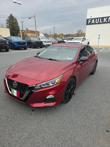 Used 2021 Nissan Altima 2.5 SR w/ SR Premium Package image 2