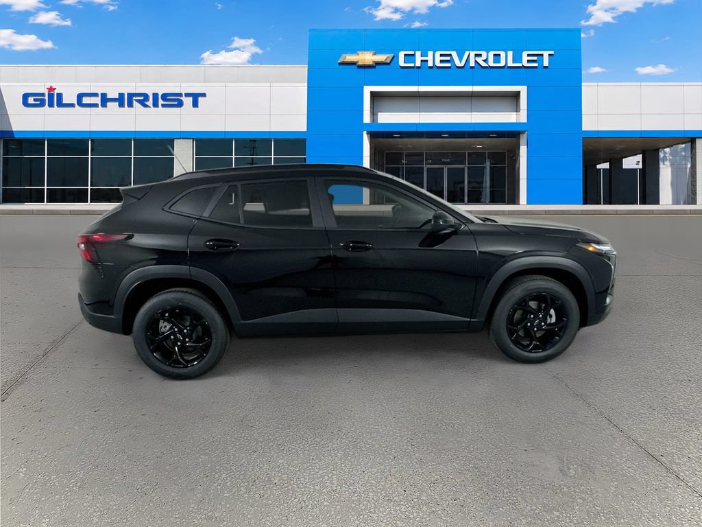 New 2026 Chevrolet Trax LT w/ Midnight Edition FWD image 9