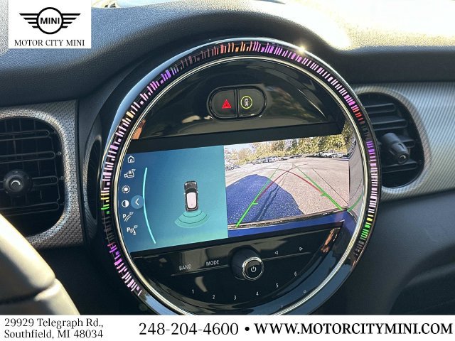 Certified 2024 MINI Cooper 4-Door Hardtop FWD image 33
