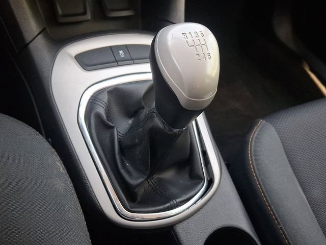 Used 2018 Chevrolet Cruze LS FWD image 15