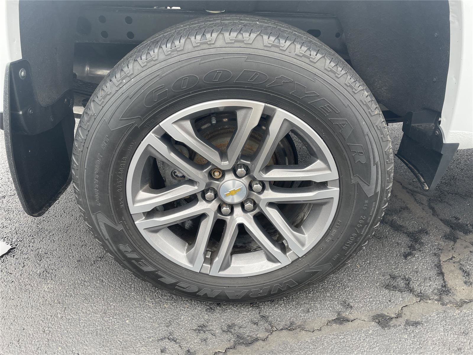 Used 2022 Chevrolet Colorado W/T w/ Custom Special Edition image 28