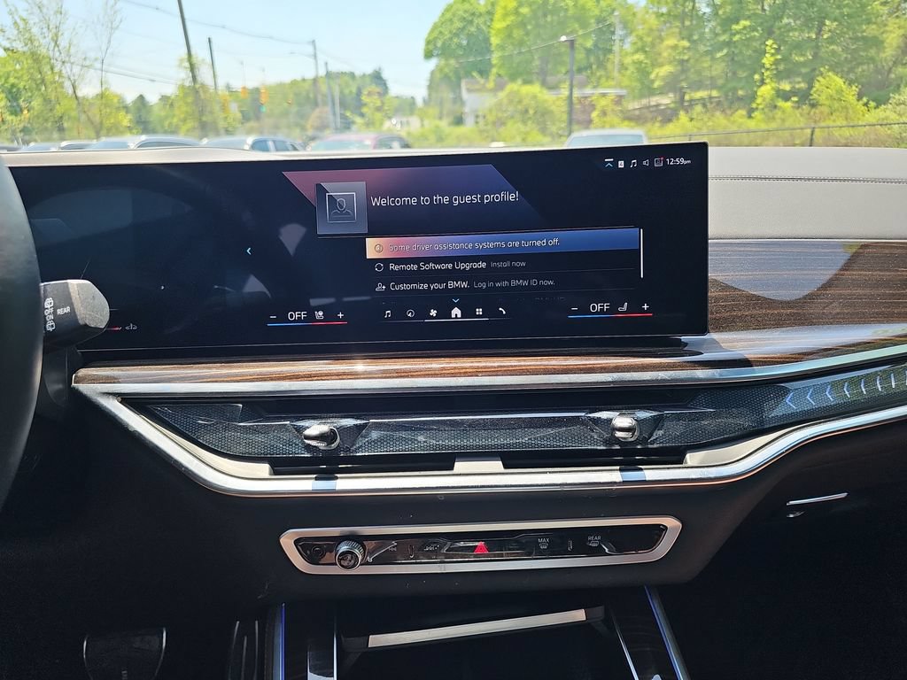 Certified 2026 BMW X5 xDrive40i w/ M Sport Package AWD/4WD image 14