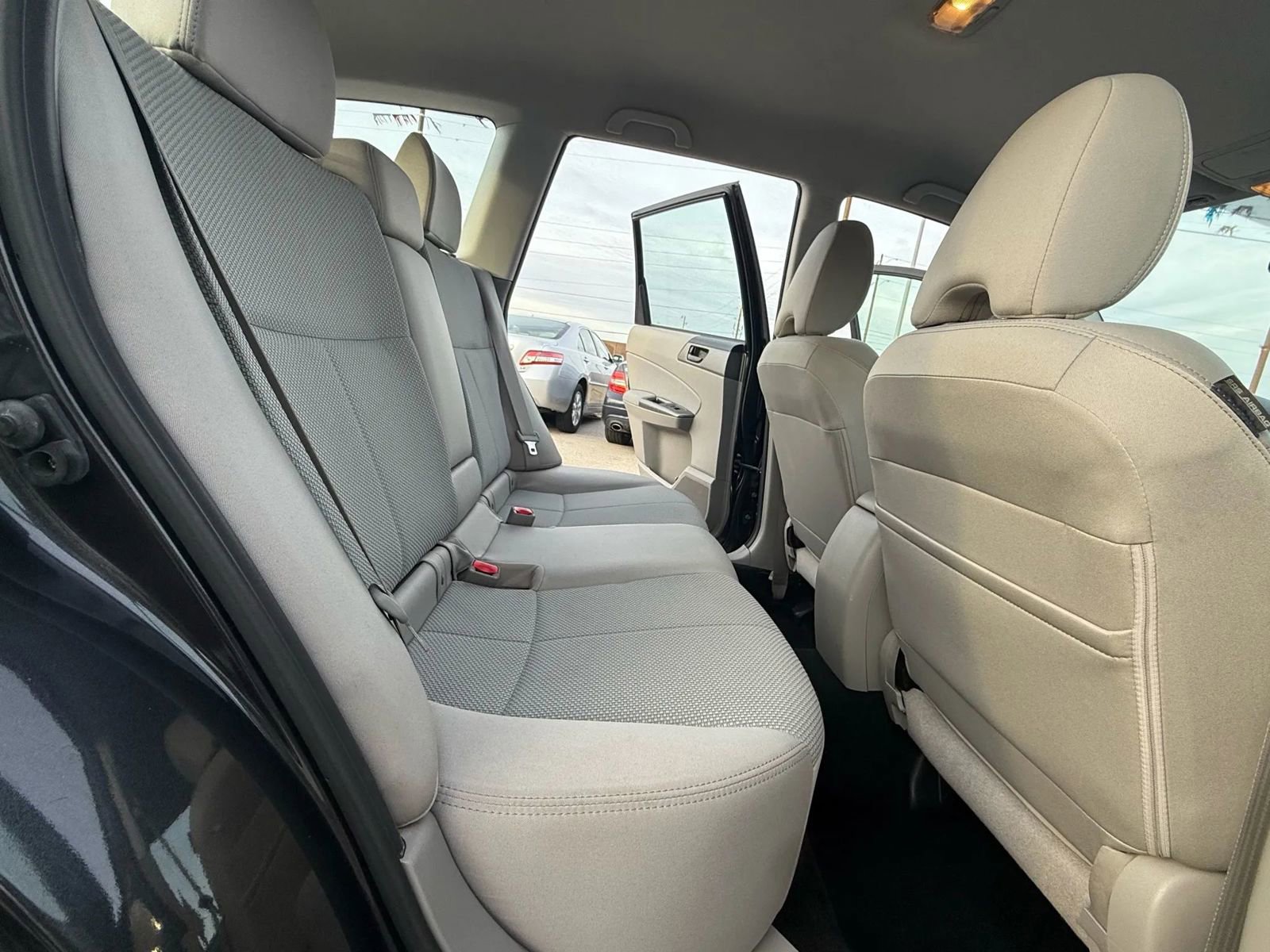 Used 2011 Subaru Forester 2.5X w/ Alloy Wheel Value Pkg image 16