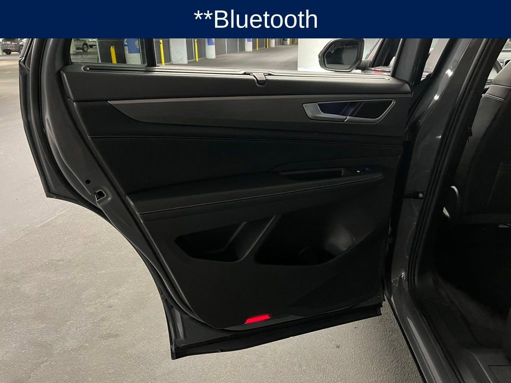 Used 2024 Volkswagen Atlas Cross Sport SE w/ Panoramic Sunroof Package image 19