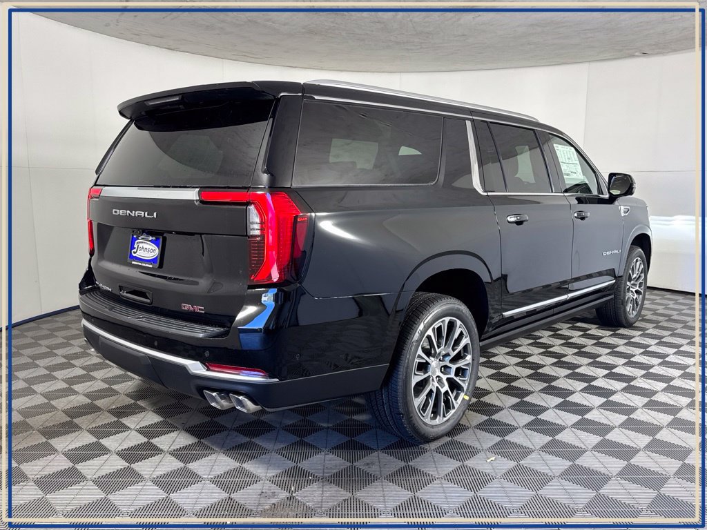 New 2026 GMC Yukon XL Denali w/ Denali Reserve Package AWD/4WD image 6