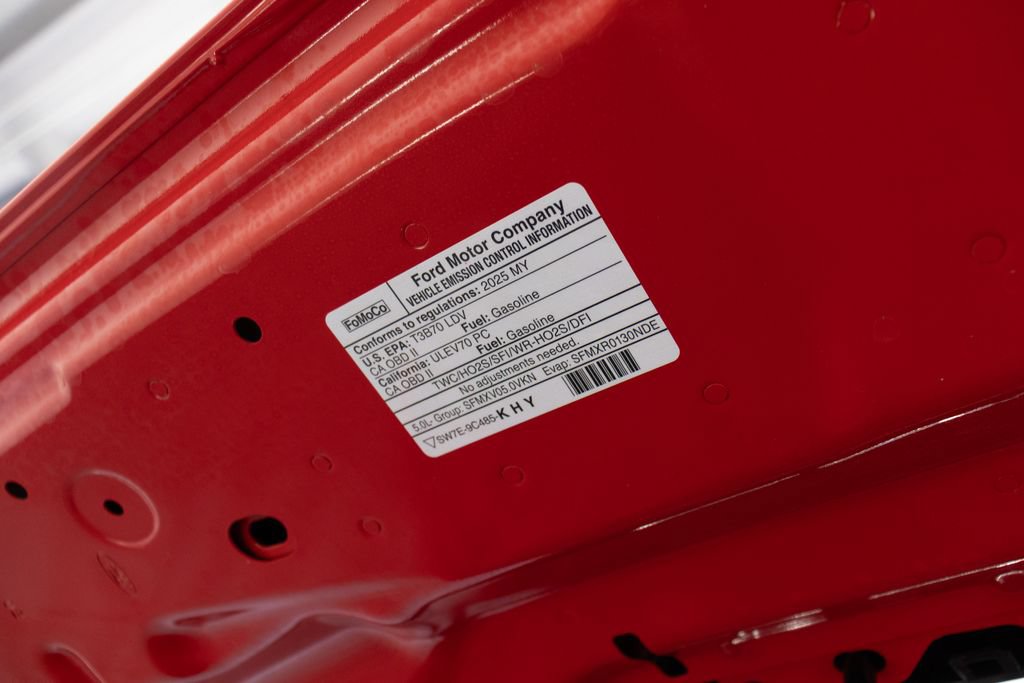 Used 2025 Ford Mustang GT RWD image 31