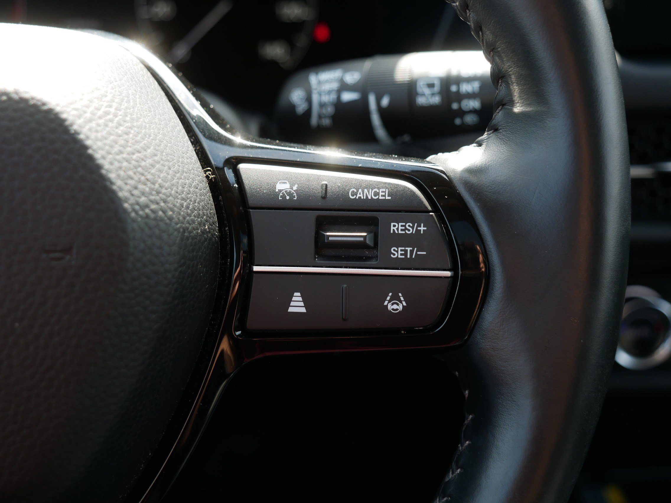 Used 2023 Honda HR-V EX-L image 30
