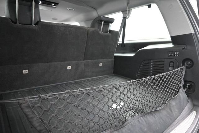 Used 2019 Chevrolet Suburban Premier AWD/4WD image 17