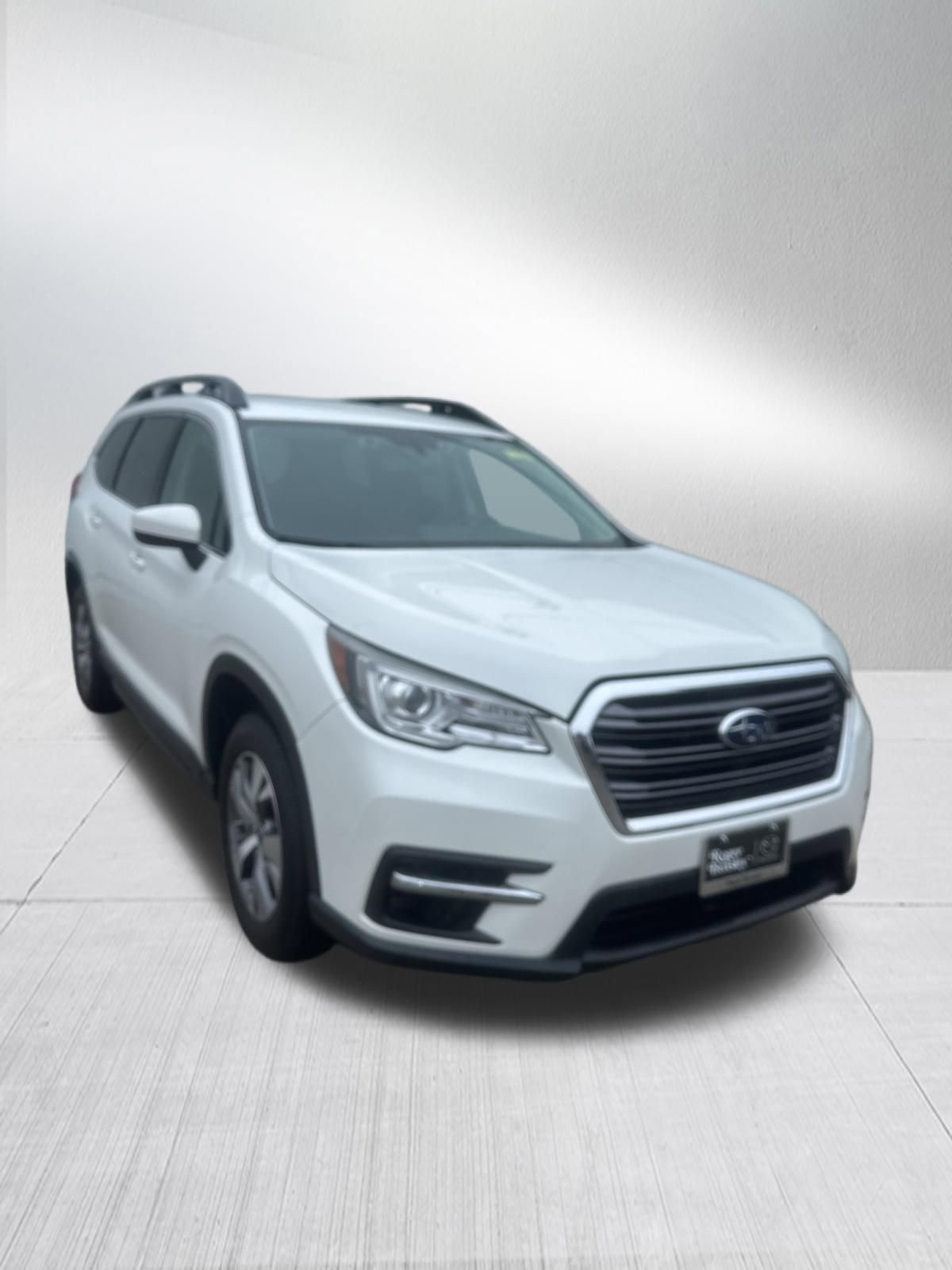 Used 2021 Subaru Ascent Premium w/ Convenience Package image 3