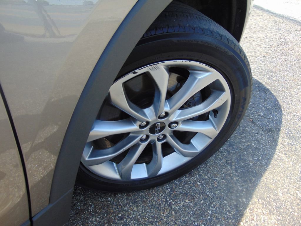 Used 2017 Lincoln MKC Select AWD/4WD image 26