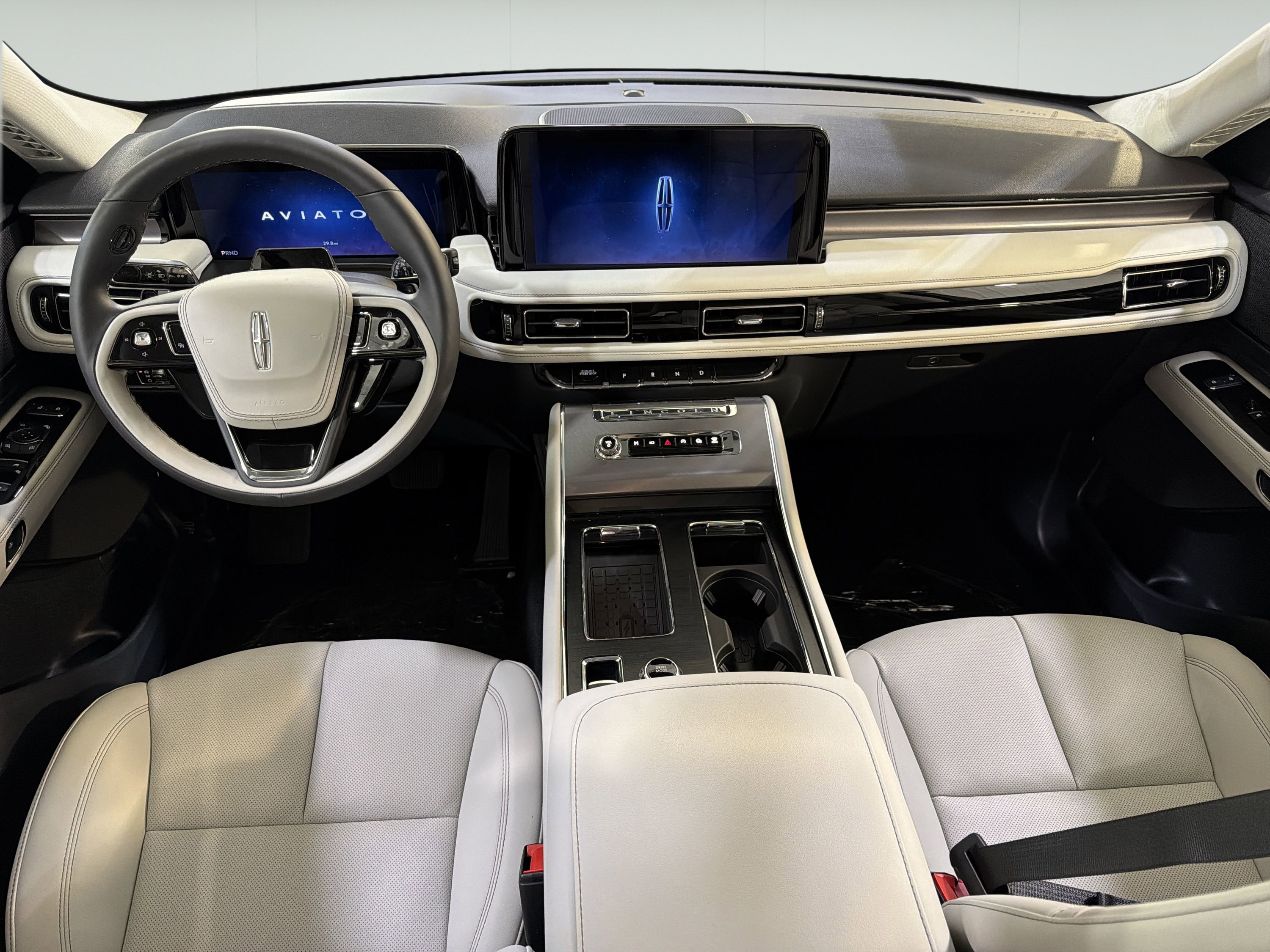 New 2026 Lincoln Aviator 2WD image 23