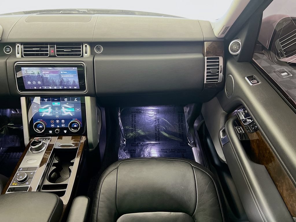 Used 2021 Land Rover Range Rover AWD/4WD image 24