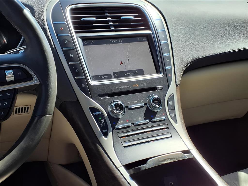 Used 2020 Lincoln Nautilus Reserve image 6