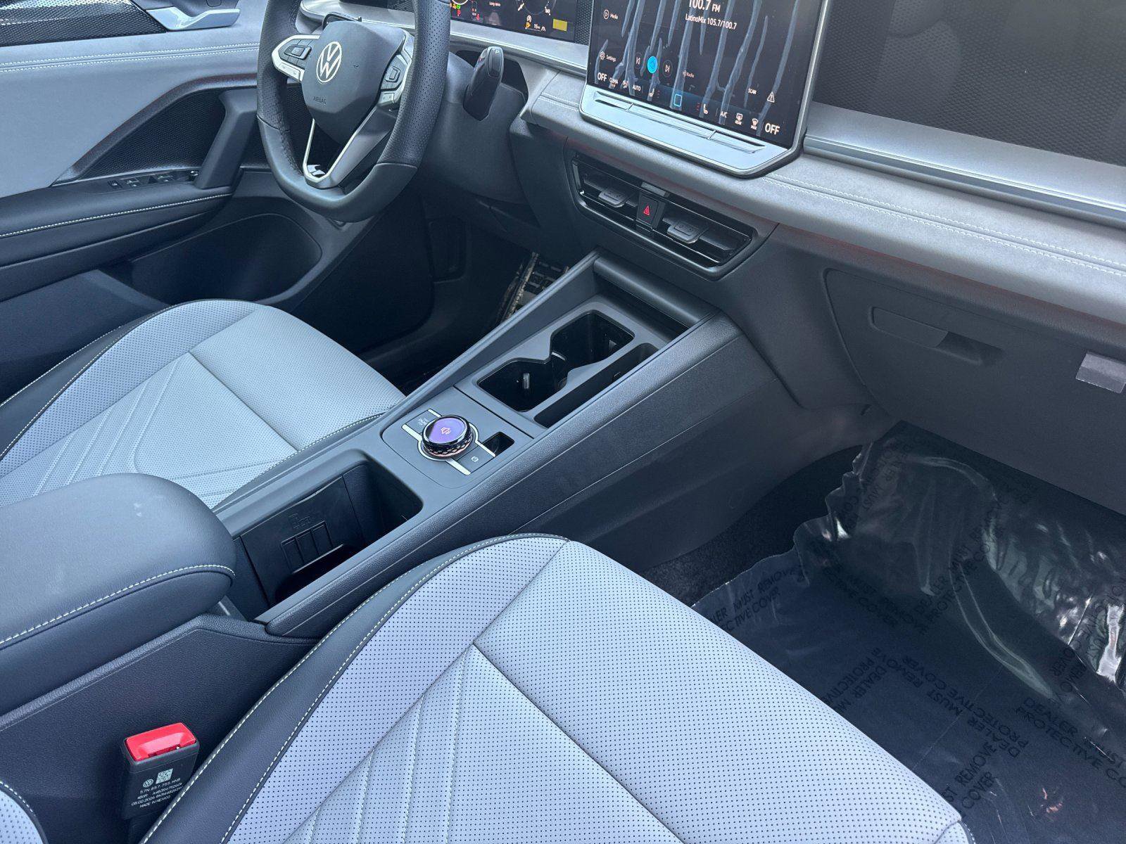 New 2026 Volkswagen Tiguan SE R-Line image 15