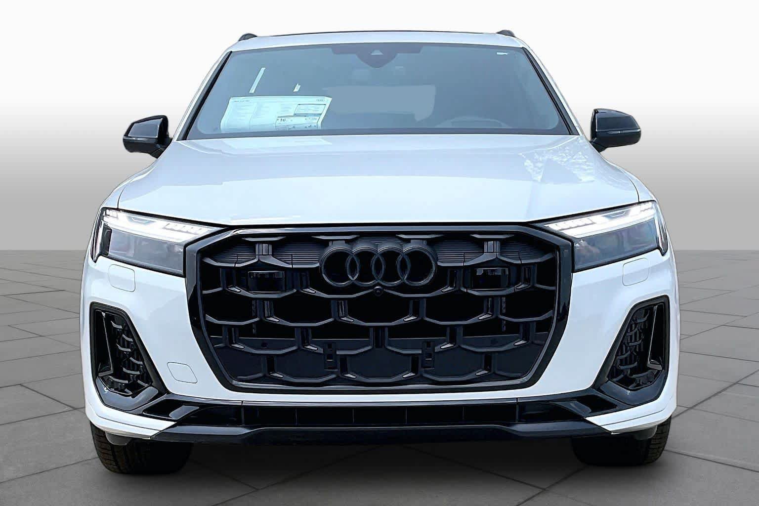 New 2026 Audi SQ7 Prestige AWD/4WD image 3