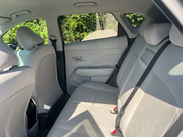Used 2024 Hyundai Kona SEL image 23