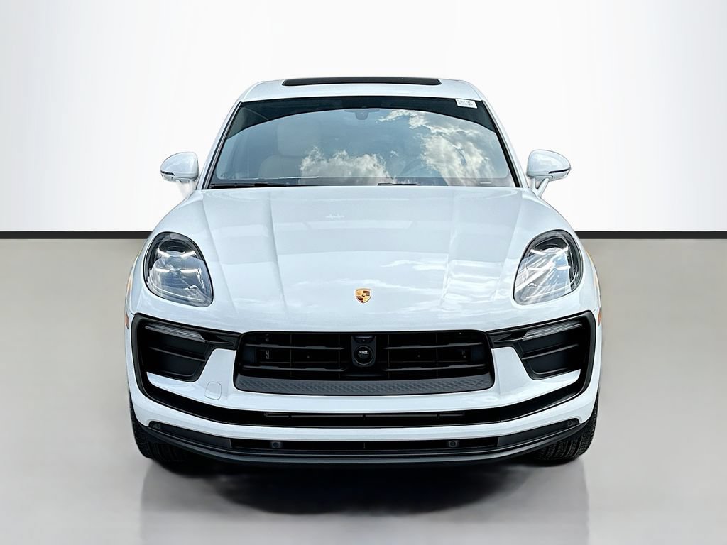 New 2026 Porsche Macan AWD/4WD image 6