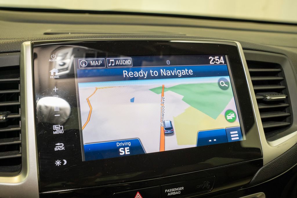 Used 2017 Honda Pilot Elite image 20