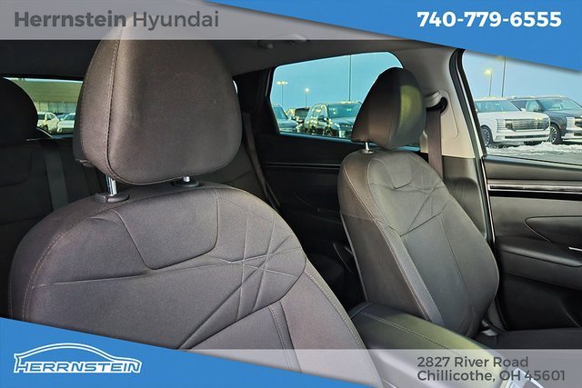 Used 2023 Hyundai Tucson SE image 25