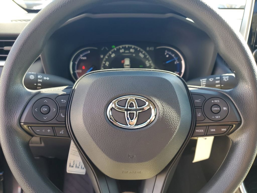 New 2025 Toyota RAV4 LE image 20