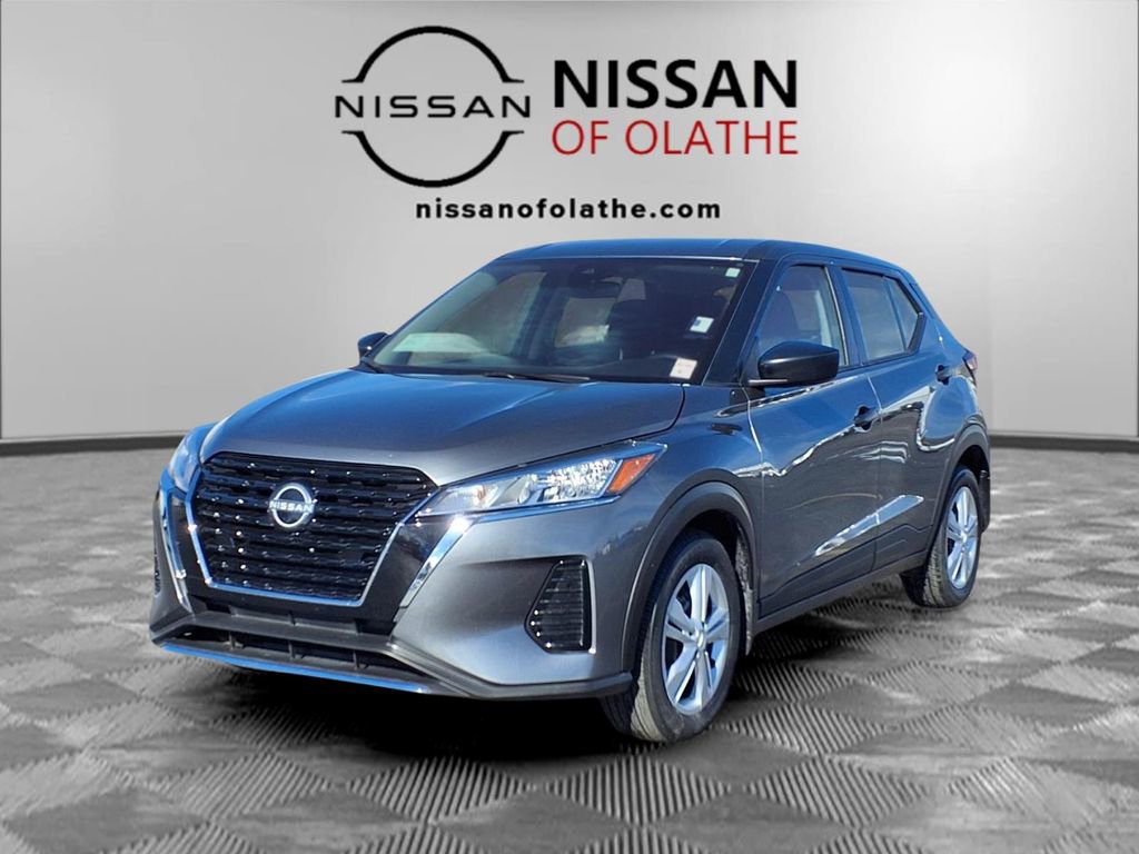 Used 2025 Nissan Kicks Play S image 1