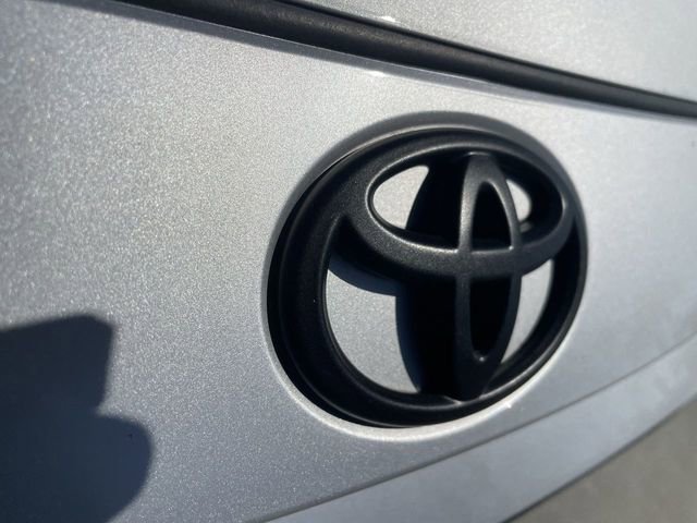 Used 2024 Toyota Corolla SE image 29