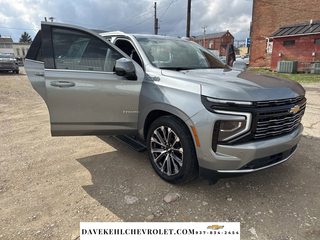 Used 2025 Chevrolet Tahoe High Country image 36