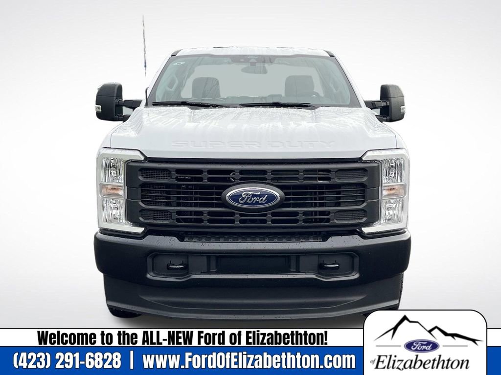 New 2026 Ford F250 4x4 Regular Cab Super Duty image 9